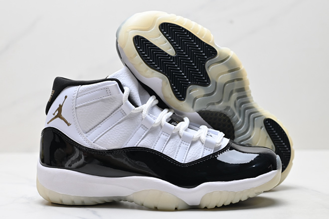 Women Jordan 11 Retro 19